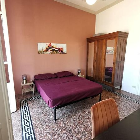 Il Tempo E La Stanza Lägenhet Palermo Exteriör bild