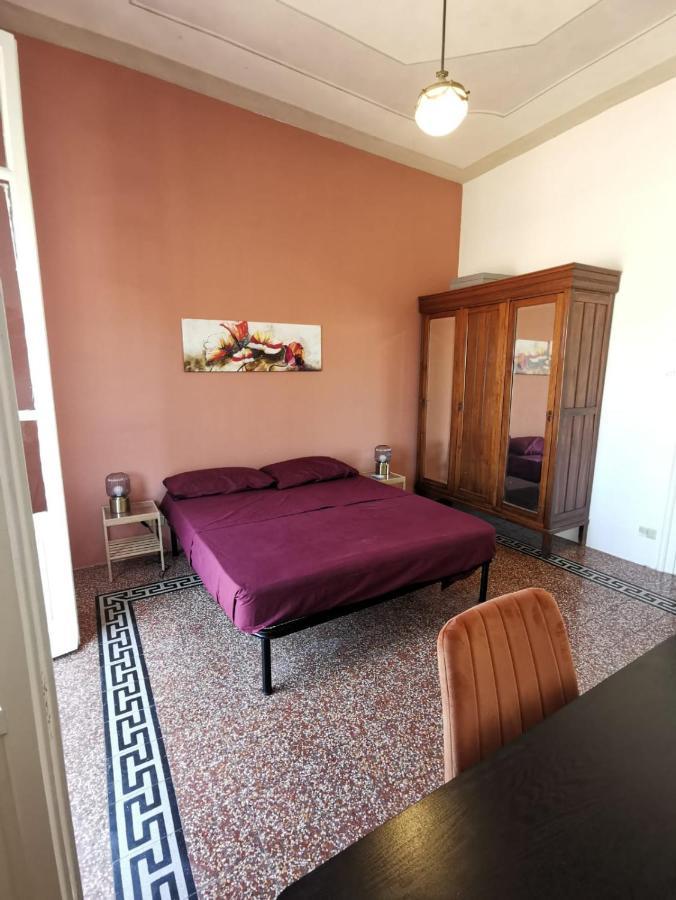 Il Tempo E La Stanza Lägenhet Palermo Exteriör bild