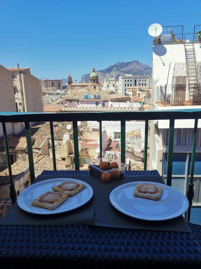 Il Tempo E La Stanza Lägenhet Palermo Exteriör bild